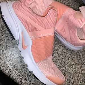 Pink nike presto extreme